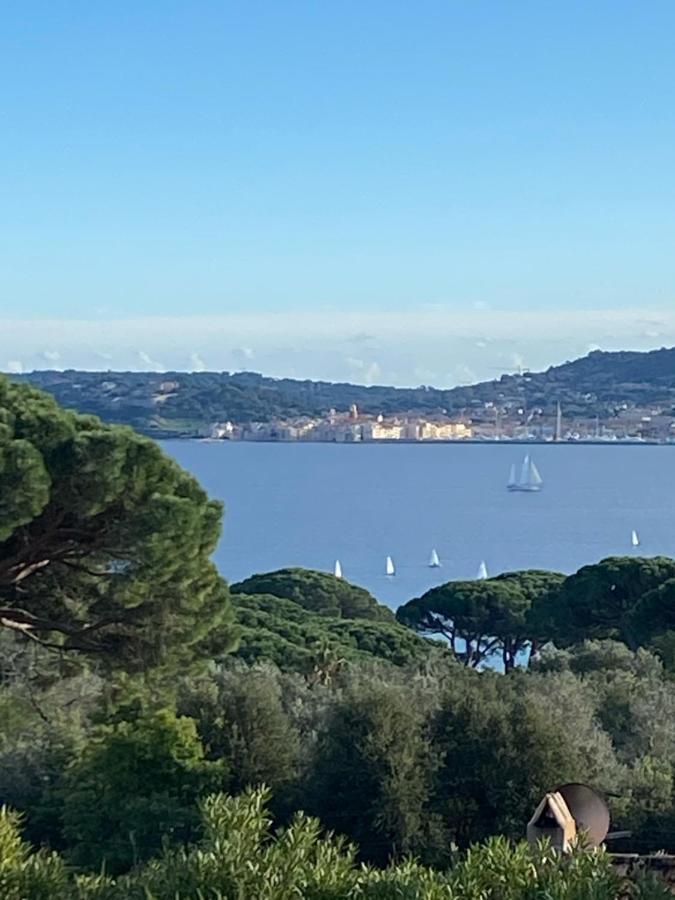 La Mauresque Acomodação com café da manhã Grimaud Exterior foto